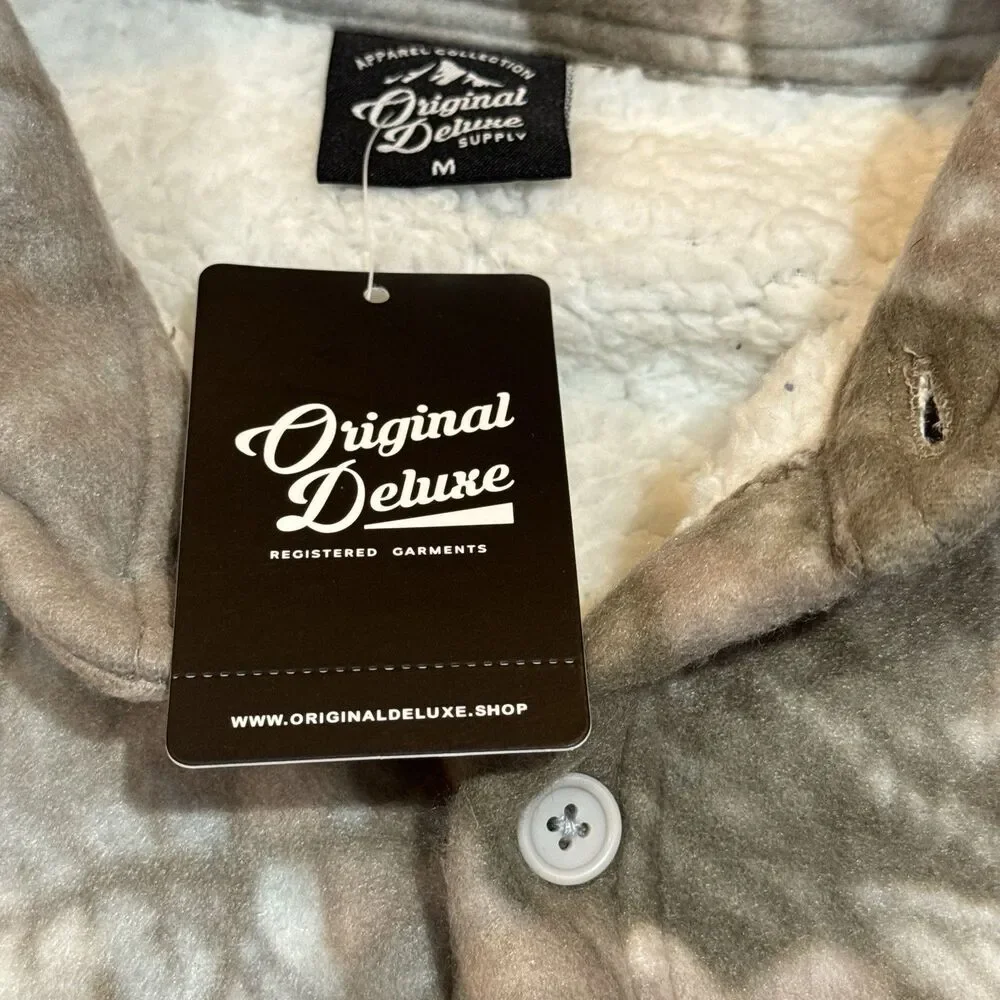 NWT Camo Sherpa Lined Shacket Jacket M‎ Button Front Original Deluxe Supply
